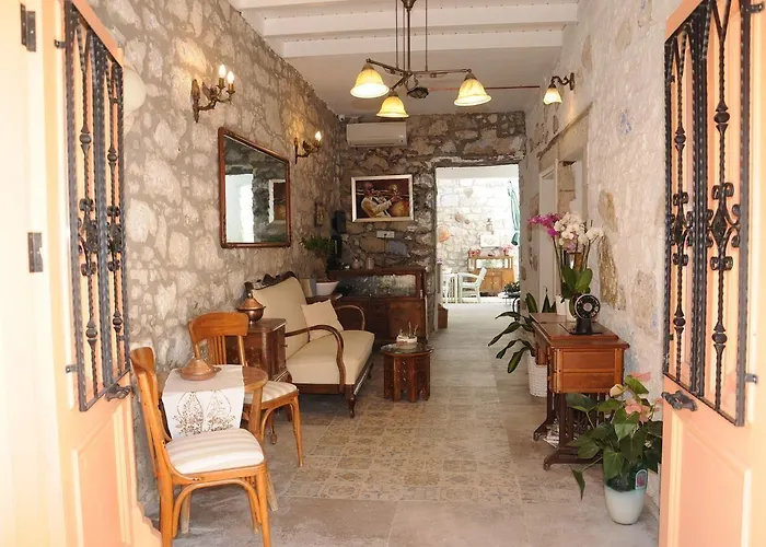 ホームステイ Krem アラカティ